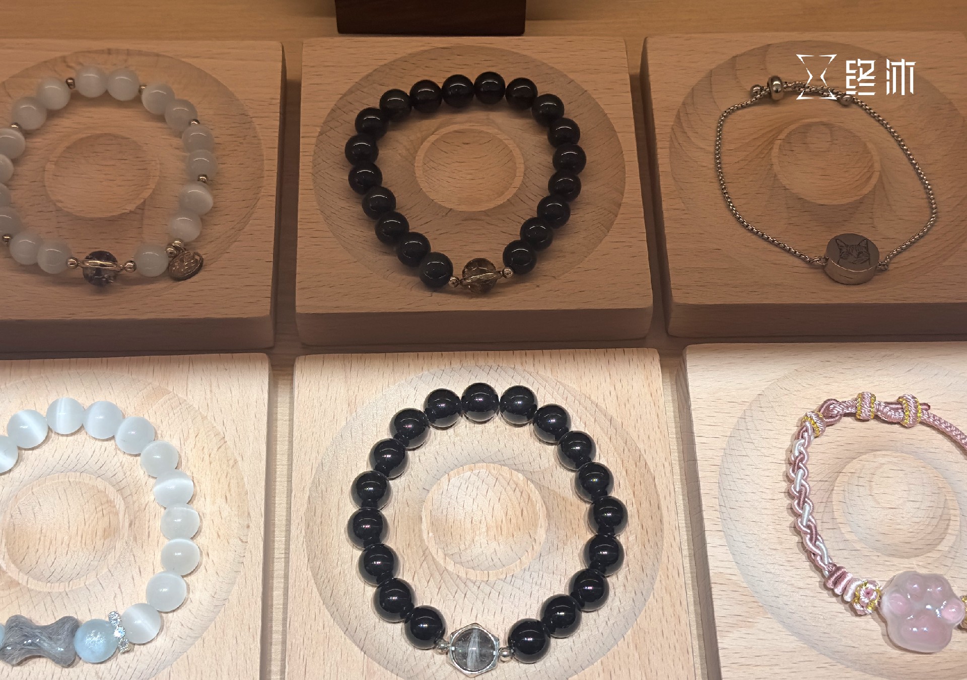 1764576219125545.jpg 72.jpg